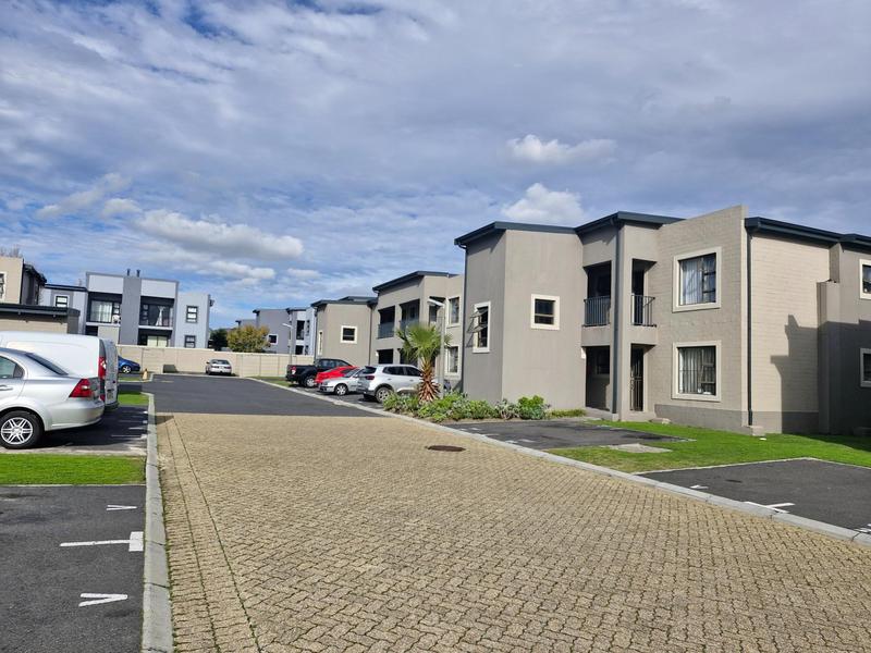 2 Bedroom Property for Sale in Burgundy Estate Western Cape